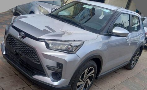 Make:Toyota 
Model: Raize 
Year:2022
Body Style: SUV 
Engine:1.2
Fuel:Benzine
Transmission: Automatic 
Mileage: 00km 
Status: Full Option
Condition: Brand New
Location: Adiss Ababa, Ethiopia 🇪🇹
Tags: #Toyota #Raize 

16" Aluminum Wheels, Halogen Headlamps, Keyless Entry, Power Door Lock (Driver Side), Rear Parking Sensors, Power Windows, Illuminated Entry System, Audio: Bluetooth, DA, USB, Radio FM & AM w/ 4 Speakers, AC & Heater, Multi-Information Display, Engine Immobilizer w / Indicator Ala Toyota Raize 2022, Toyota Raize, Entry System, Radio Fm, Car For Sale, New Location, Aluminum Wheels, Keyless Entry, Door Lock