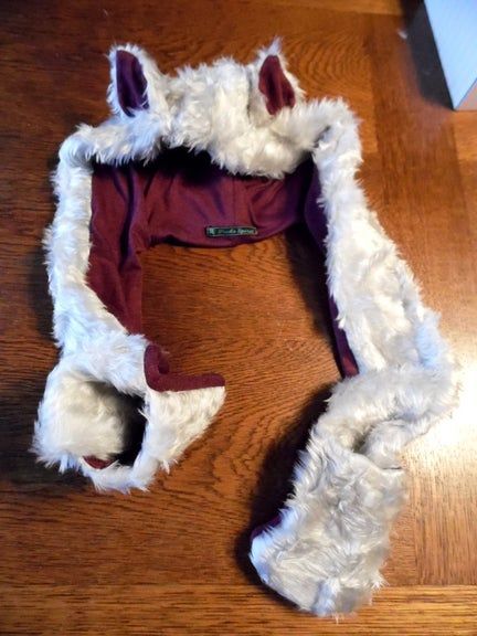 Wolf Hood / Animal Hood - All Sizes : 7 Steps (with Pictures) - Instructables Hood Pattern Sewing, Wolf Helmet, Spirit Hood, Hooded Scarf Pattern, Dogs Playing Poker, Wolf Hat, Wolf Costume, Hood Pattern, Dogs Playing