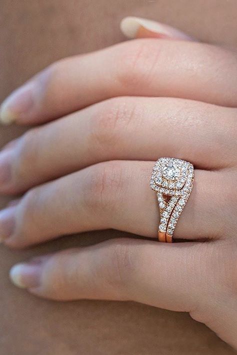 Rose Gold Engagement Rings That Melt Your Heart ❤ See more: http://www.weddingforward.com/rose-gold-engagement-rings/ #weddings Princess Wedding Rings, Round Halo Engagement Rings, Cool Wedding Rings, Wedding Rings Halo, Wedding Rings Rose Gold, Morganite Engagement, Dream Engagement Rings, Morganite Engagement Ring, Wedding Rings Vintage