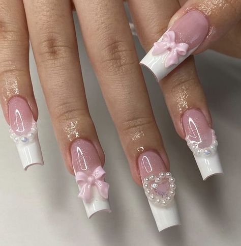 Nail Design Gold, Girly Acrylic Nails, Purple Nail, Really Cute Nails, Pearl Nails, Soft Nails, Nail Swag, White Nail, Bling Acrylic Nails