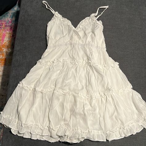 Mustard Seed Brand, Nwt, White Mini Dress. Great For A Graduation, Summer Backyard Party, Concert Or A Southern Game Day. Midsummers Dress, Flowy Dress Outfit, Summer Backyard Party, Country Summer Dresses, Small White Dress, Clothes Websites, Mini Dress Aesthetic, Street Style Outfits Casual, Coquette Clothing