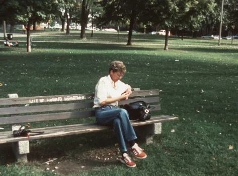 Sitting on a park bench, 1990s. Nostalgic photos from the 90s. Park Bench Aesthetic, People Sitting On Bench, Photos From The 90s, 1990s Life, Bench Photography, Dante And Aristotle, Sitting On A Park Bench, Projection Design, Nostalgic Photos