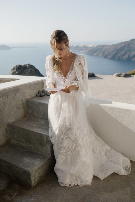 Mamma Mia Wedding Dress Style, Mamma Mia Inspired Wedding Dress, Wedding Dress Sleeves Boho, Mamma Mia Wedding Dress, Greece Wedding Dress, Mamma Mia Wedding, Midi Prom Dress, Flora Bridal, Santorini Wedding