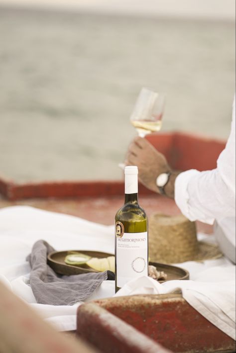 Wine Shoot, Helen Phillips, Women Drinking Wine, Wine Lifestyle, Drinks Photography, Wine Photography, Food Pairing, Gin Gifts, Sea Photography