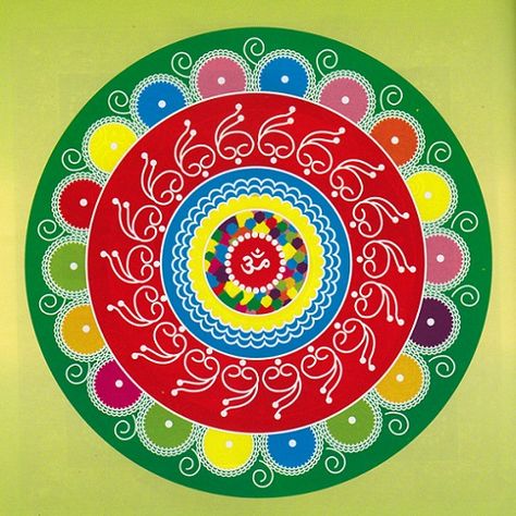 Top 7 Geometric Rangoli Designs Geometric Rangoli Designs, Geometric Rangoli, Easy Chalk Drawings, Rangoli Designs For Competition, Simple Rangoli Designs, New Year Rangoli, Rangoli Simple, Latest Rangoli, Festival Rangoli