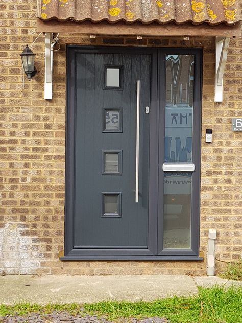 4 square composite door in anthracite grey, side panel glazed with letterbox to midrail Front Door With Side Panels, Grey Composite Front Door, Door With Side Panels, Black Composite Door, House Facelift, Grey Front Door, Composite Front Door, Composite Doors, Porch Door