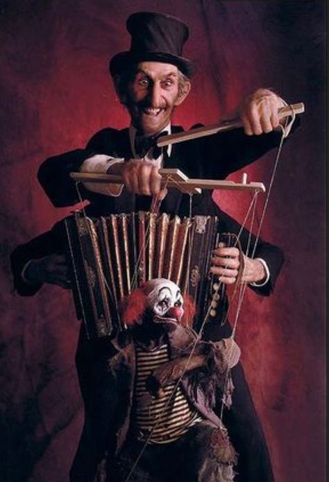 Marionette Puppets, Creepy Circus, Dark Carnival, Pierrot Clown, Halloween Circus, Dark Circus, Puppet Master, Marionette Puppet, Puppet Theatre