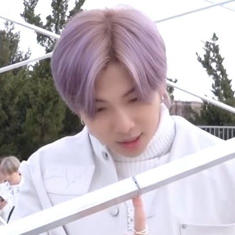 Namjoon Purple, Pastel Purple Hair, Kim Joon, Hair Icon, Bts Jimin Funny, Soft Purple, Pastel Purple, Purple Aesthetic, Moon Child