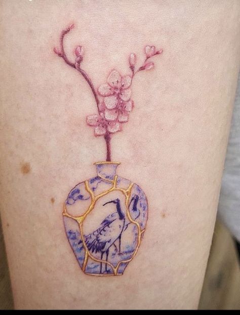 Kintsugi Tattoo, Artsy Tattoos, Left Arm Tattoos, Gold Tattoo, Cool Tattoo Drawings, Blue Tattoo, Red Tattoos, Subtle Tattoos, Elegant Tattoos