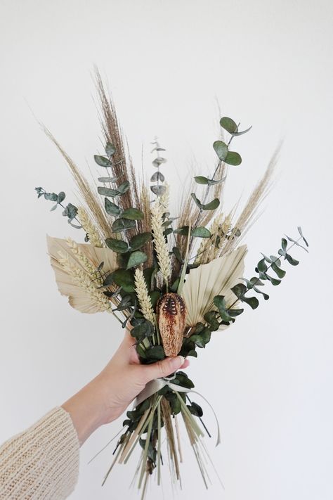 Ecuplatus Wedding, Flower Bouquet With Eucalyptus, Eucalyptus Wedding Decor, Wedding Alters, Greenery Bouquet, Love Fest, Australia Wedding, May Weddings, Eucalyptus Wedding