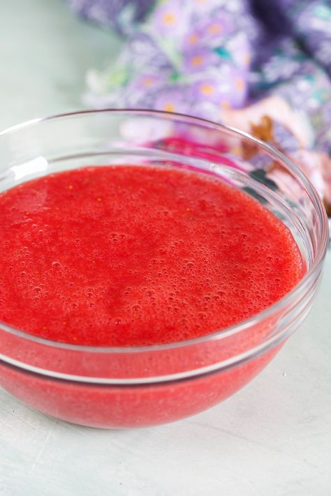 How to Make Strawberry Puree - The Suburban Soapbox Strawberry Puree Recipe For Drinks, Strawberry Puree Recipe, Easy Strawberry Shortcake, Easy Baby Food Recipes, Strawberry Sauce, Fruit Puree, Strawberry Puree, Savory Sauce, Easy Strawberry