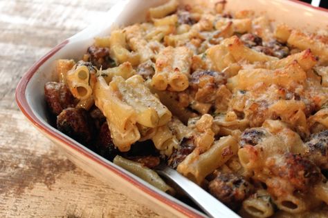 Baked Ziti With Italian Sausage And Fennel - Fennel adds great flavor to this classic ziti. Stuffed Ziti Fritta Recipe, Emeril Cooks, Sbarro Baked Ziti Recipe, Baked Ziti With Italian Sausage, Pasta With Fennel And Sausage, Smitten Kitchen Baked Ziti, Sausage And Fennel, Emeril Lagasse Recipes, Pasta Entrees