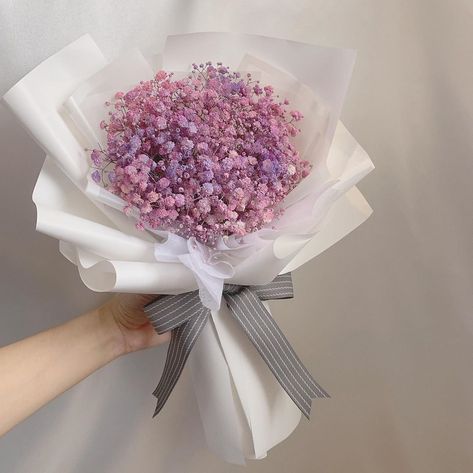 S I N D A Y 🌷 on Instagram: “想见你 💜  #klangflorist #floristklang #malaysiaflorist #floristmalaysia #满天星花束 #babybreathbouquet #babybreath” Bouquet Baby Breath, Baby Breath Bouquet, Flower Business, Baby Breath, Dried Flower Bouquet, Dried Flower, Flower Shop, Flowers Bouquet, Dried Flowers