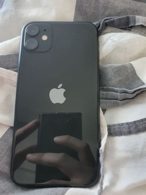 . Iphone 11 Noir, Iphone 11black, Black Iphone 11 Aesthetic, I Phone 11 Black, Iphone 11 Black Case, Iphone 11 Black Aesthetic, Iphone 11 Aesthetic, Iphone 11 Black, Iphone Earphones