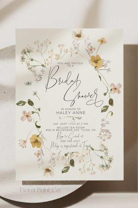 Cottage Core Theme, Floral Bridal Shower Theme, Bridal Shower Elegant, Garden Baby Shower Theme, Whimsical Wedding Invitations, Garden Party Bridal Shower, Bridal Shower Inspo, Simple Bridal Shower, Garden Bridal Showers