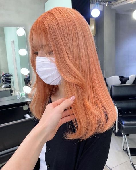 Peach Curly Hair, Peach Hair Colors, Inspiring Hairstyles, Red Hair Inspiration, Hair Color Orange, Korean Hair Color, Hairstyles For Prom, Style Tutorial, Peach Hair