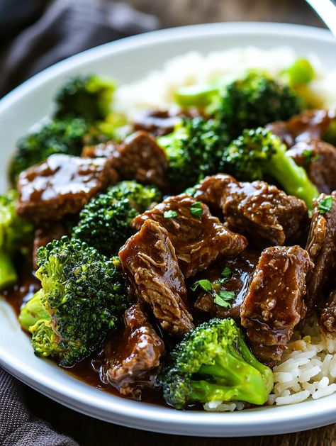 Crockpot Beef and Broccoli Slow Cooker Teriyaki Beef And Broccoli, Steak And Broccoli Crockpot, Beef Crockpot Dump Meals, Beef And Broccoli Soup Recipes, Crockpot Recipes With Broccoli, Beef And Rice Crockpot Recipes, Beef And Broccoli With Stew Meat, Crockpot Beef And Broccoli Easy, Crockpot Cube Steak Recipe