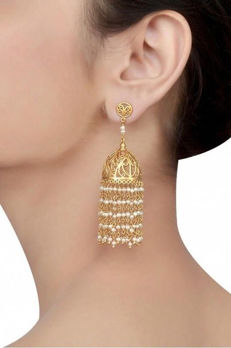 Gold Buttalu, Pearl Gold Earrings, Gold Jhumka, Gold Earrings Indian, Gold Jhumka Earrings, Gold Jewelry Simple Necklace, Black Beaded Jewelry, Wedding Jewellery Collection, Earring Designs