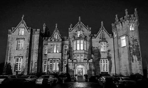 Ireland’s 10 Most Haunted Hotels Haunted Places In England, Castle Leslie, Haunted Mansion 2003, Haunted Castles, Castle Hotels In Ireland, Abandoned Gothic Castle, Haunted Hotels, Haunted Castles In Ireland, Castles To Visit