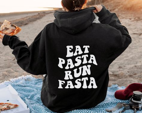 Eat Pasta Run Fasta, Pasta Shirt, Eating Pasta, T-shirt Photography, Bff Things, Wavy Text, Things I Need To Buy, Print Aesthetic, Hoodie Aesthetic