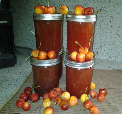 cherry-limeade concentrate canning recipe ○ via canning homemade Canning Juice, Canning Fruit, Lemonade Concentrate, Canned Food Storage, Canned Cherries, Food Canning, Canning Ideas, Cherry Limeade, Canning Food