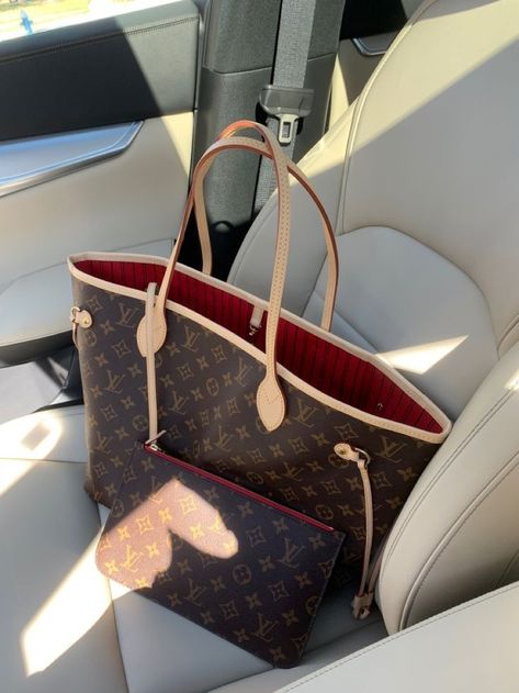 Neverfull Louis Vuitton Aesthetic, Lv Bag Neverfull, Louis Vuitton Bags Aesthetic, Louiviton Bag, Lv Neverfull Bag, Louis Vuitton Neverfull Aesthetic, Louis Voutin Bags, Louis Viouton Purse, Luiviton Bag