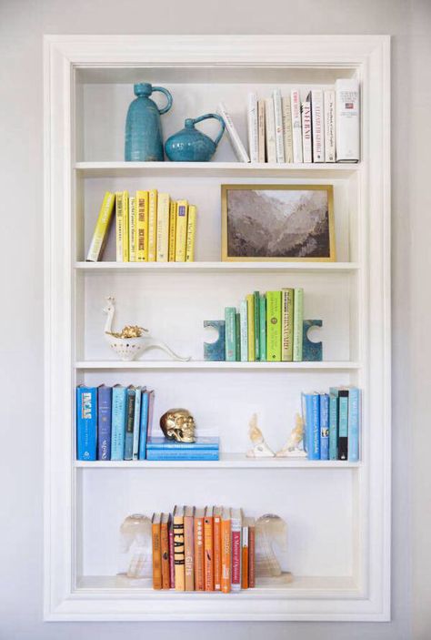 :) Surface Styling, L Shaped Shelves, Styling A Bookcase, Office Shelves, Billy Ikea, Unique Bookshelves, Lots Of Books, Bookshelf Organization, Bookcase Styling