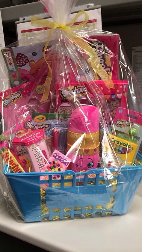 Shopkins Easter Basket Gift Baskets For Kids, Easter Baskets For Kids, Free Kids Coloring Pages, Easter Basket Ideas, Kids Easter Basket, Princess Toys, Baby Doll Accessories, Woodworking For Kids, Easter Basket Diy