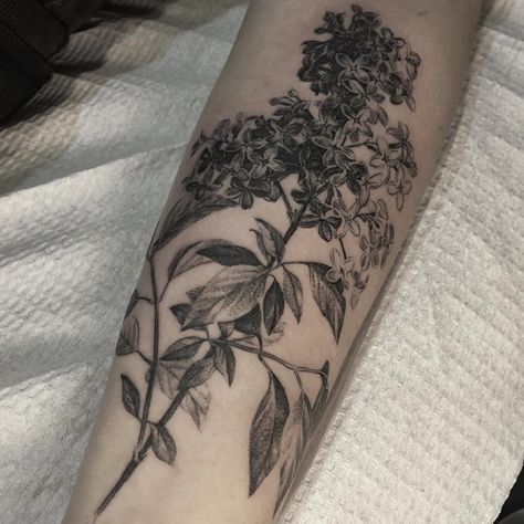 “Lilacs, finished!” Cliche Tattoo, Witcher Tattoo, Lilac Tattoo, Tattoo For Boyfriend, David Allen, Branch Tattoo, Floral Tattoo Sleeve, White Lilac, Tattoo Artwork