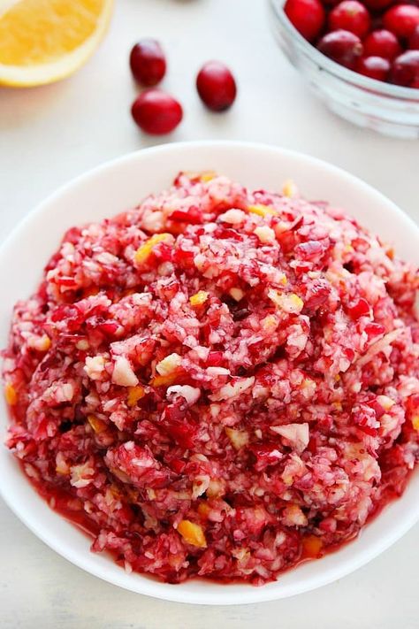 This Cranberry Relish is the best and easy recipe for a Thanksgiving side dish. Thanksgiving Cranberries, Fresh Cranberry Salad, Cranberry Orange Relish Recipes, Cranberry Orange Relish, Cranberry Salad Recipes, Relish Recipe, Cranberry Relish, Recipes Holiday, Cranberry Salad