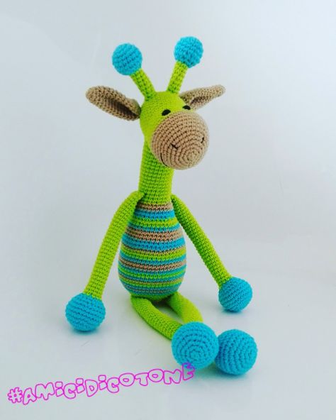 Piera di Amicidicotone Personal Blog, Just For Fun, Baby Mobile, Dinosaur Stuffed Animal, Amigurumi, Toys, Crochet, Animals, Pattern