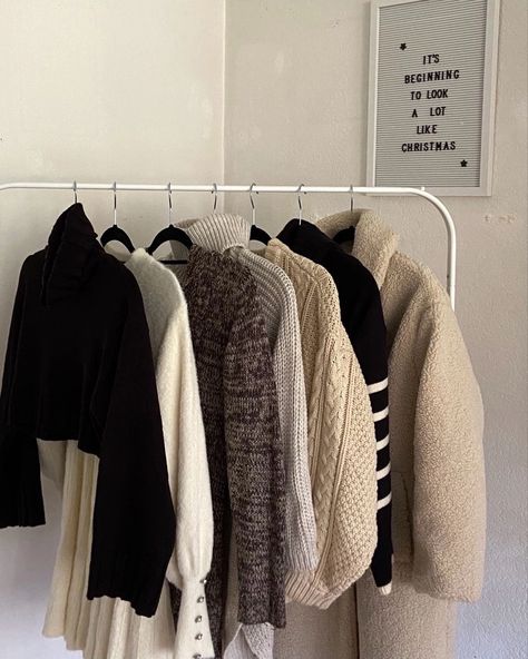 Aesthetic Clothes Hanger Rack, Aesthetic Clothing Pictures, Aesthetic Hanger Clothes, Clothing On Rack Aesthetic, Vision Board Pics Clothes, Coat Rack Aesthetic, Closet Rack Aesthetic, Clothing Pile Aesthetic, Clothing Rail Aesthetic