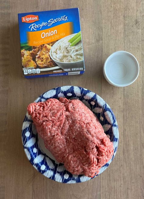 Lipton Burgers Recipe, Onion Soup Mix Burgers Recipe, Hamburger Steak Lipton Onion Soup, Onion Soup Mix Hamburgers, Hamburger With Onion Soup Mix Recipe, Lipton Onion Soup Burgers Recipe, Lipton Onion Soup Mix Hamburger Recipes, Lipton Onion Burgers Recipe, Onion Soup Mix Hamburger Patties