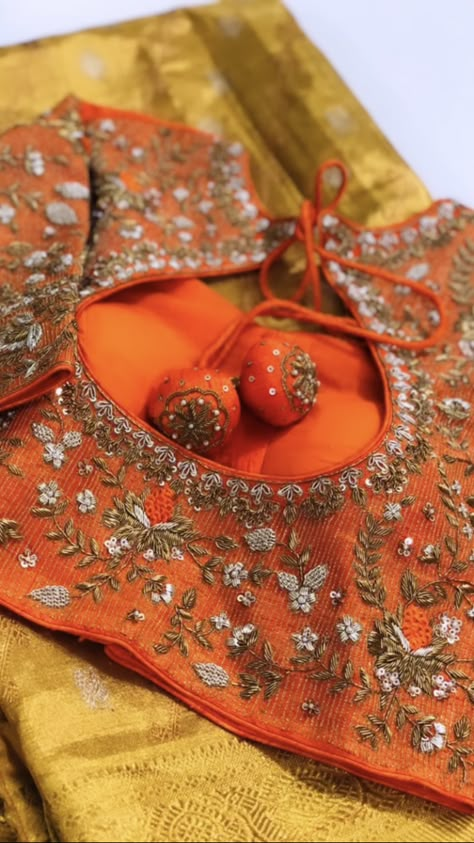 Maggam Work On Orange Blouse, Pelli Blouse, Maggam Blouses, Blouse Works, Blouse Designs High Neck, Latest Bridal Blouse Designs, Traditional Blouse Designs, Latest Model Blouse Designs, Maggam Works