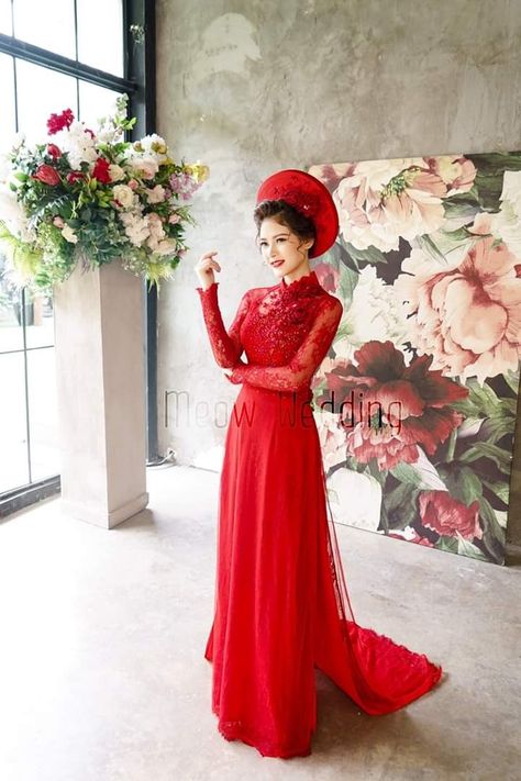 Red Ao Dai, Hair Wedding, Wedding Vibes, Red Formal Dress, Wedding Inspo, Wedding Styles, Wedding Hairstyles, Long Dress, Wedding Ideas