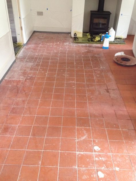 Modern quarry tiled floor in Nesscliffe before cleaning Kitchen Quarry Tile Floor, Quarry Tile Kitchen, Red Clay Tile Floor, Red Quarry Tiles, Tiles Floor Bedroom, Clay Tile Floor, Clay Floor Tiles, Red Tile Floor, Rosehill Cottage