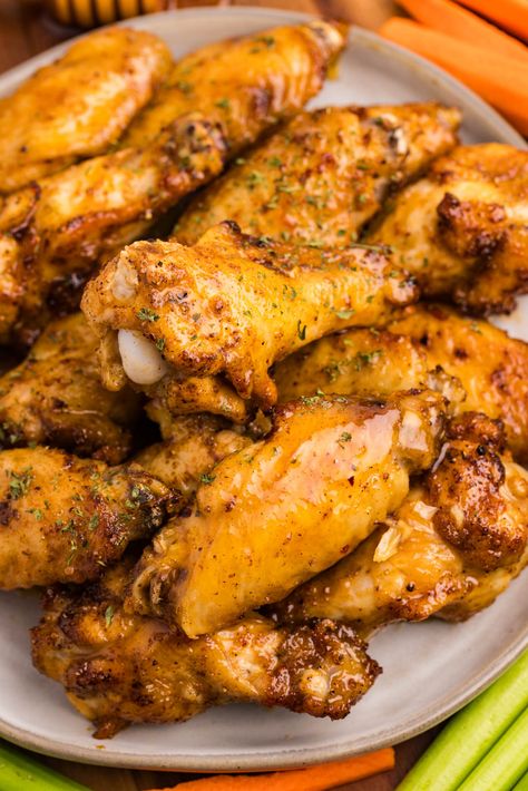 These crave-worthy Hot Honey Chicken Wings are a total crowd-pleaser—crispy, sweet, and packing just the right kick of heat. Baked to golden perfection and drenched in a rich, irresistible sauce, they’re perfect for everything from game day feasts to effortless weeknight dinners! Hot Honey Chicken Wings, Honey Chicken Wings Recipe, Honey Chicken Wings, Hot Honey Chicken, Little Smokies, Game Day Party, Party Food Dessert, Best Christmas Recipes, Sweet Heat