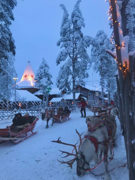 Christmas In Finland Aesthetic, Finland Lapland Winter, Winter In Finland Aesthetic, Europe In Christmas, Christmas In Lapland, Finland Travel Aesthetic, Finland Winter Travel, Finland In December, Winter In Finland