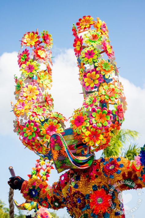 Dominican Carnival (in Puntacana) - Pictures and Videos. A colorful celebration of our traditional centuries-old carnival. Carribean Carnival Aesthetic, Dominican Carnival Masks, Dominican Republic Culture Aesthetic, Dominican Republic Aesthetic Culture, Dominican Culture Aesthetic, Dominican Aesthetic, Dominican Republic Culture, Dominican Carnival, Dominican Independence Day