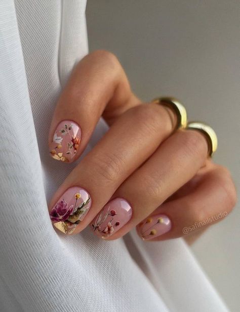 Looking for stunning ideas for Mothers Day nails? This list of chic and feminine spring nails are perfect for Mother’s Day 2023 and include simple and more intricate nail designs you’ll love! There’s square, almond, short, long, and round acrylic and gel nails as well as natural looks too. These are must-see mom nails! Nail Designs For Wedding Guest, Wedding Guest Nail Art, Nail Designs For Wedding, Wedding Guest Nails, Natural Nail Designs, Spring Wedding Guest, Floral Nail Designs, Floral Nail Art, Nails 2021