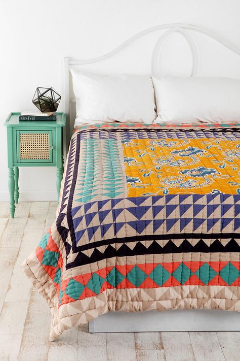 Urban Outfitters - Magical Thinking Kantha Patchwork Quilt Kantha Patchwork Quilt, Textiles Inspiration, Living Colors, Boho Patchwork, Ethno Style, Quilt Modernen, Magical Thinking, White Bed, Needlework Crafts