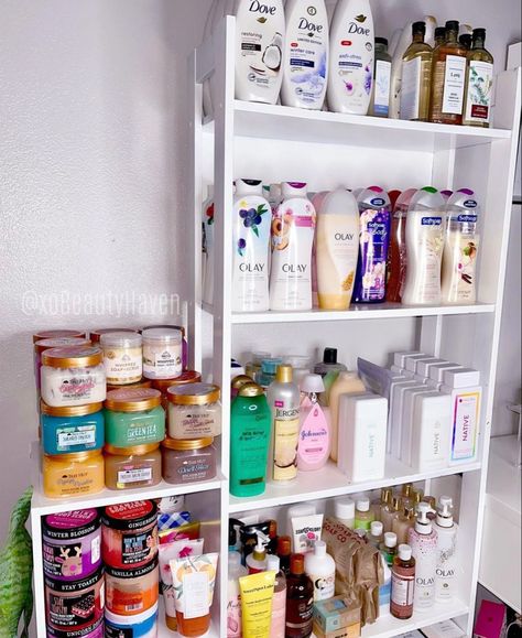 Smell Good Combo, Room Organization Bedroom, Body Hygiene, Dream Apartment Decor, Shower Skin Care, Smell Goods, Bath And Body Care, Organize Declutter, Body Care Routine