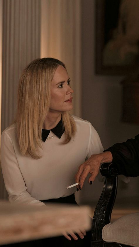 Cordelia Goode, Emma Roberts Style, American Horror Story Coven, Perfect Movie, Sarah Paulson, Middle Aged Women, American Horror, American Horror Story, Celebrity Pictures