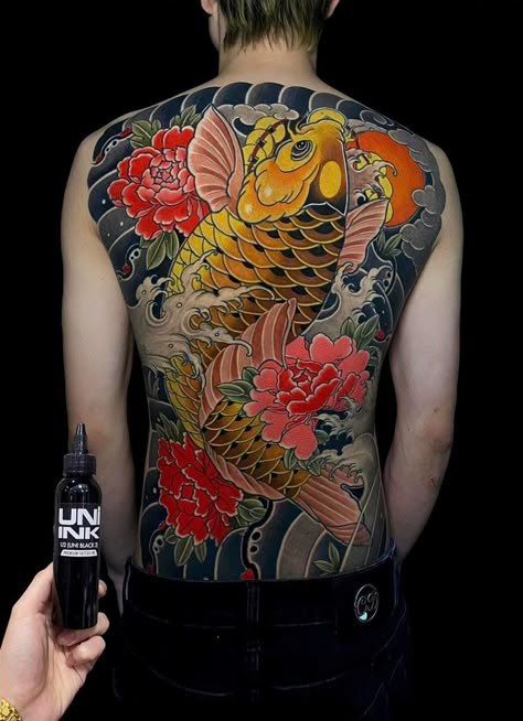 Koi Tattoo Sleeve, Japanese Back Tattoo, Koi Tattoo, Animal Portraits Art, Japanese Koi, Japanese Tattoos, Cool Tattoo, Animal Portraits, Phone Wallpaper Design