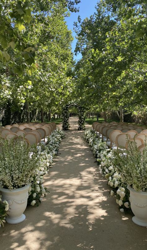 Wedding Aisle Planted Flowers, Wedding Dress And Reception Dress, Aesthetic Wedding Aisle, London Wedding Ceremony, Dreamy Wedding Flowers, Wedding Locations England, Estate Garden Wedding, European Wedding Ceremony, Rich Wedding Aesthetic Classy