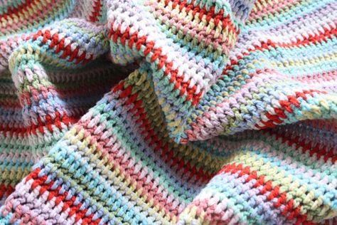 Simply striped Cottage Colors, Knit Quilt, Crocheted Afghans, Stripe Blanket, Crocheted Blankets, Striped Blanket, Pretty Cottage, Cotton Knitting, Heart Crochet