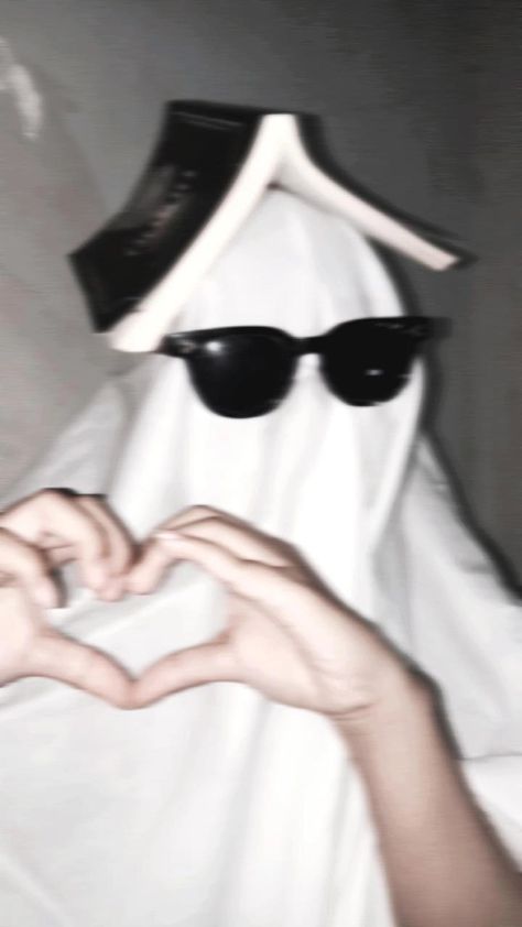 Ghost In Sunglasses, Halloween Profile Pics, Ghost Challenge, Halloween Profile, Insta Wallpaper, Ronaldo Hair, Y2k Pfp, Y2k Background, Ghost Images