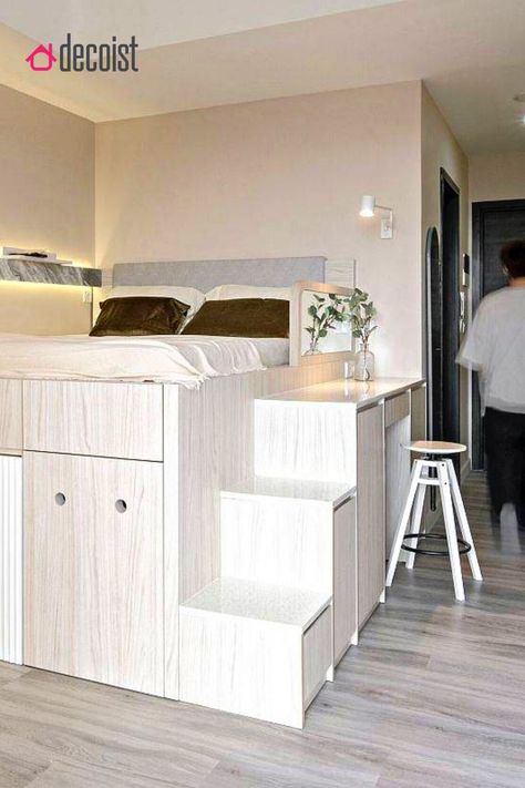 Micro-apartments are not for everyone– let's just start there. But when they work for your lifestyle, MAN, do they work. Whether you're in the market for a micro-apartment in the big city or are just looking for more space-savvy solutions, we got you covered. Take a look at this fabulous multifunctional space! // Small Apartment // Micro-Apartment // City Apartment // Space-Savvy Solutions // Organization // Never Too Small Micro Apartment, Micro Bedroom Design, Space Saving Studio Apartment, Micro Apartment Design, Micro Bedroom Ideas, Micro Apartment Ideas, Ombre Accent Wall, Interior Design Studio Apartment, Micro Bedroom