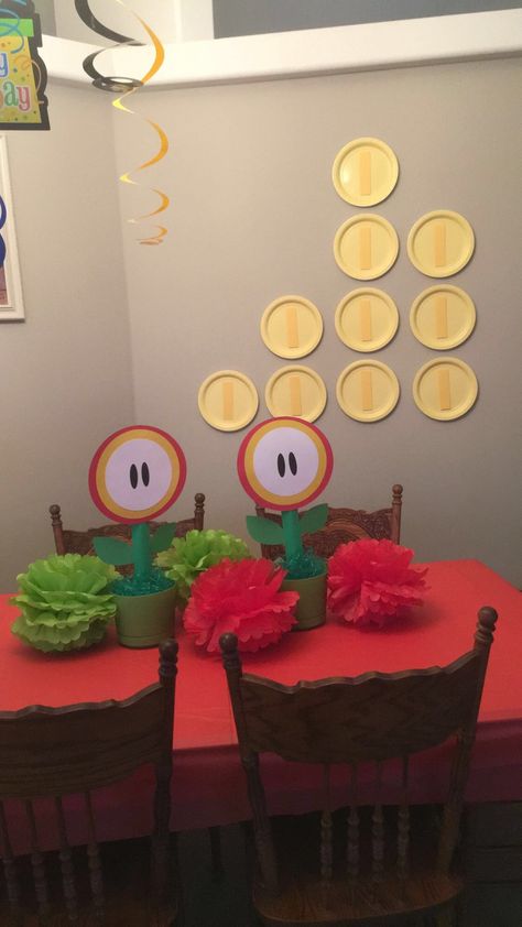 Donkey Kong Birthday Party Decorations, Diy Super Mario Decorations, Mario Birthday Decor, Donkey Kong Birthday Party, Diy Mario Decorations, Donkey Kong Party, Yoshi Party, Mario Day, Mario Bros Birthday Party Ideas