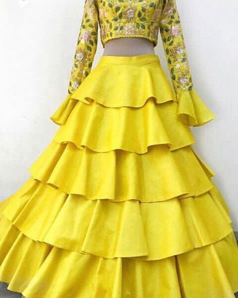 Ruffle Lehenga Designs, Skirt Lehenga, Ruffle Lehenga, Designer Lehenga, Dresses Indian, Designer Lehenga Choli, Quick Outfits, Anarkali Suits, Lehenga Designs